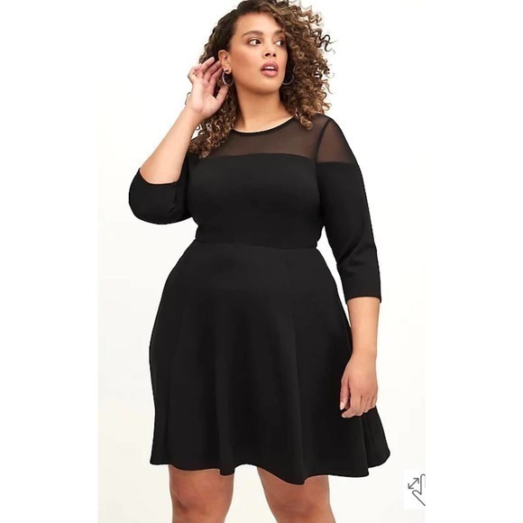 Torrid New 4‎ (4X, 26) Black Cupro & Mesh Skater Party Cocktail Mini Dress - Picture 1 of 3